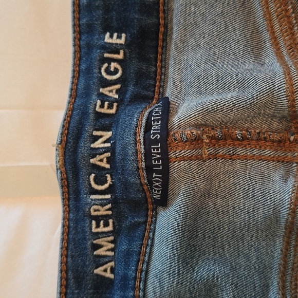 American Eagle Hi Rise Shortie - Picture 2 of 6